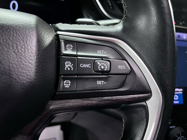 Used 2021 Jeep Grand Cherokee L Limited AWD/4WD image 31