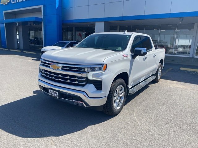 Used 2023 Chevrolet Silverado 1500 LTZ w/ LTZ Premium Package image 2