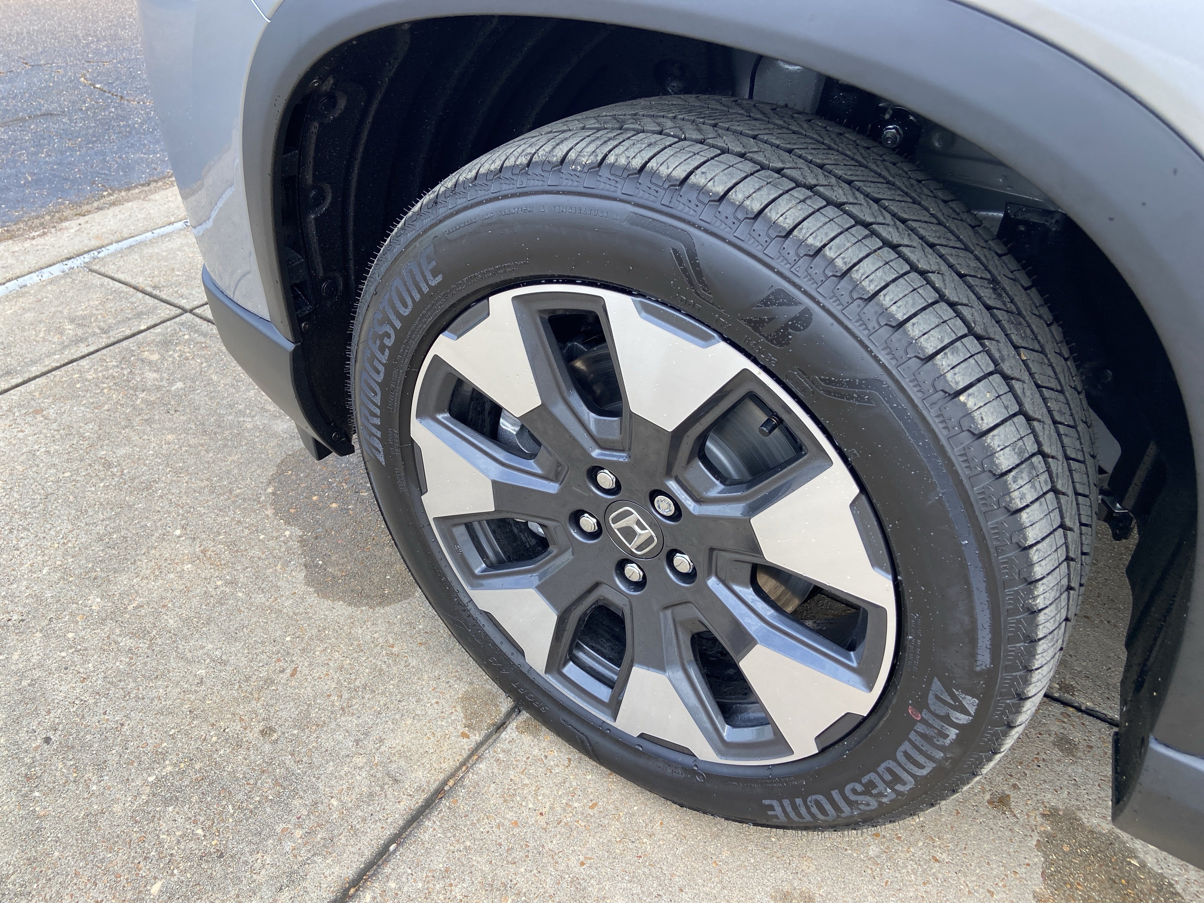 New 2026 Honda Pilot Touring image 12