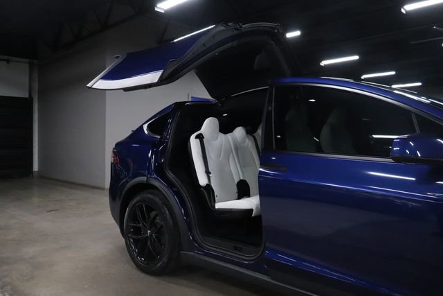 Used 2021 Tesla Model X Long Range AWD/4WD image 22