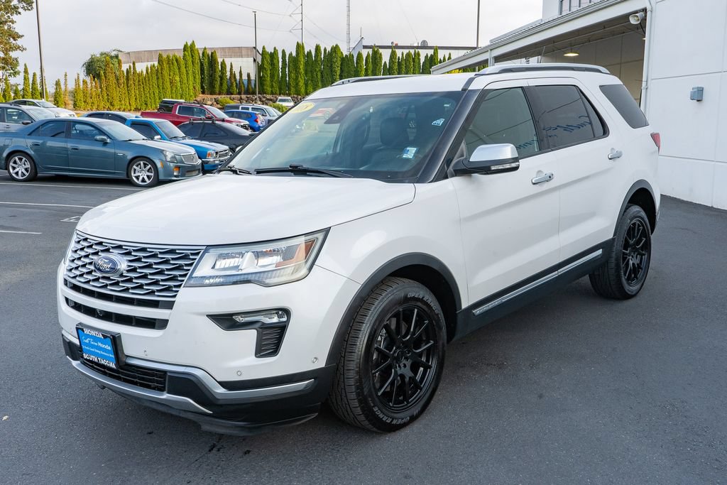 Used 2018 Ford Explorer Platinum AWD/4WD image 6