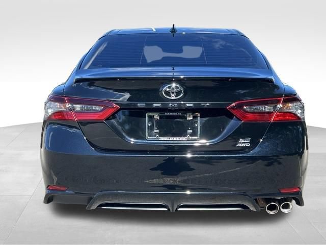 Used 2023 Toyota Camry SE w/ Cold Weather Package AWD/4WD image 4