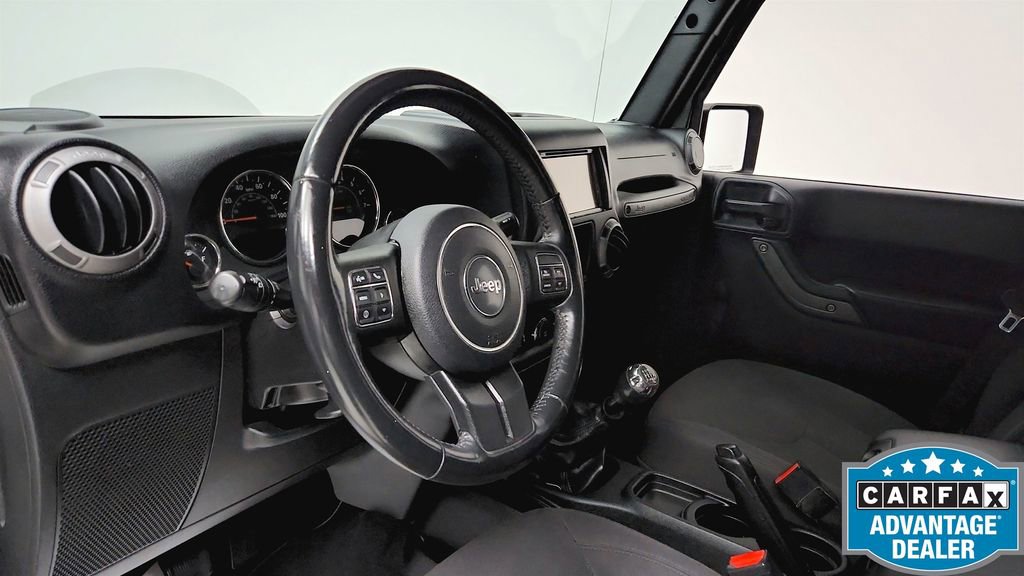 Used 2017 Jeep Wrangler Unlimited Sport w/ Connectivity Group image 14