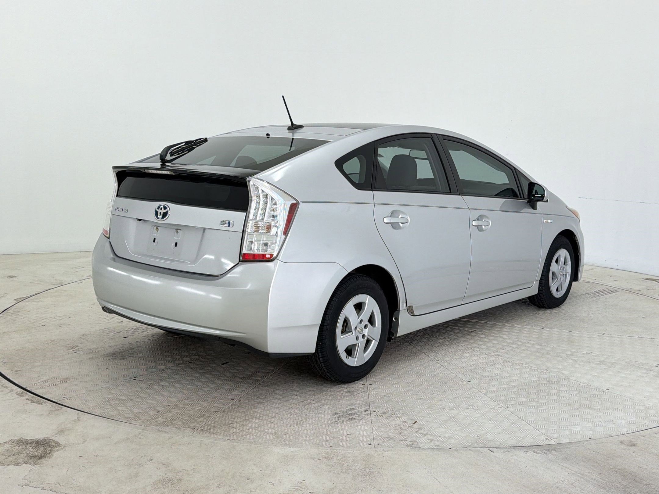 Used 2011 Toyota Prius Four w/ Solar Roof Pkg image 9
