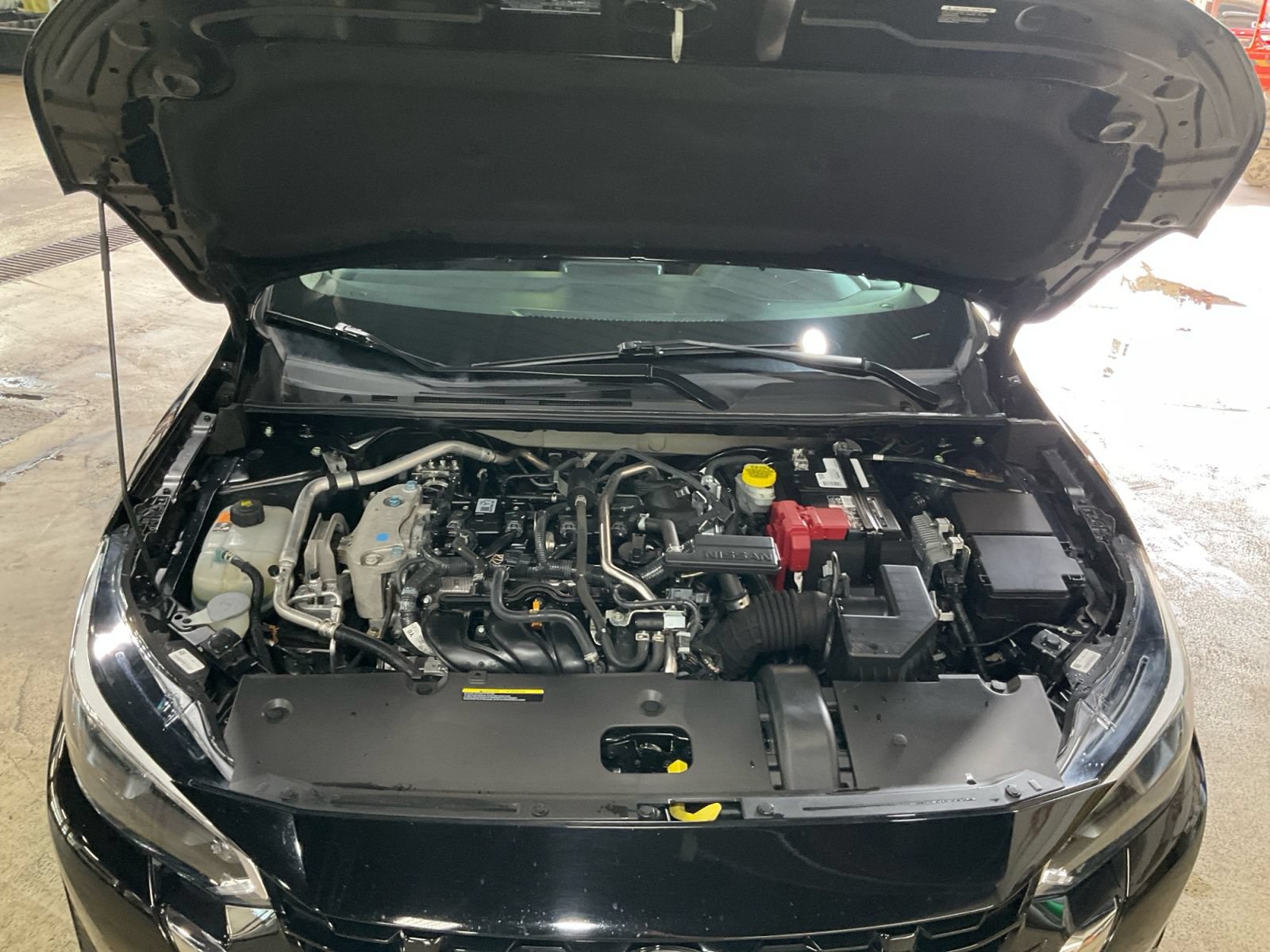 Used 2024 Nissan Sentra SV FWD image 32