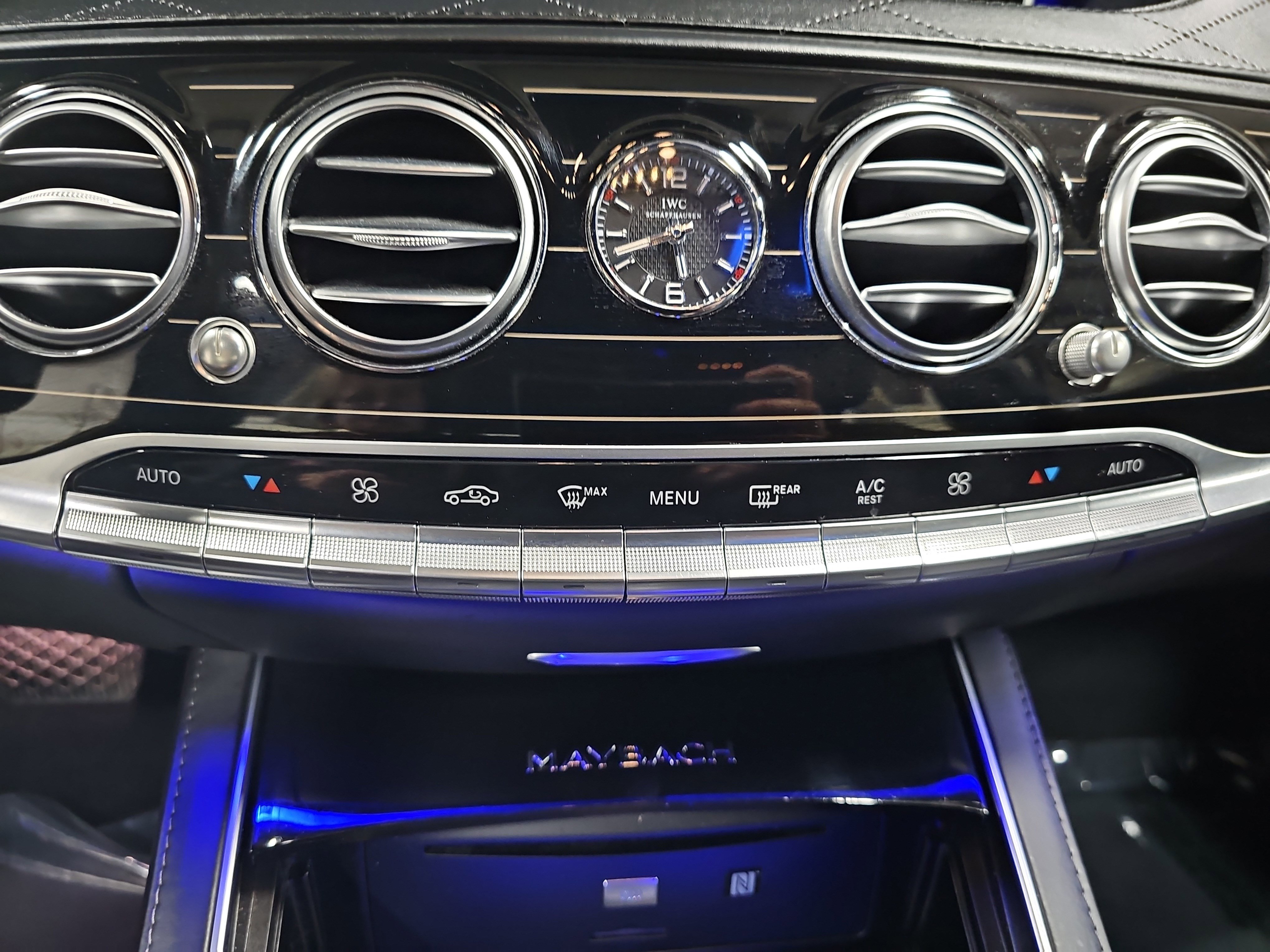 Used 2017 Mercedes-Benz Maybach S 600 image 23