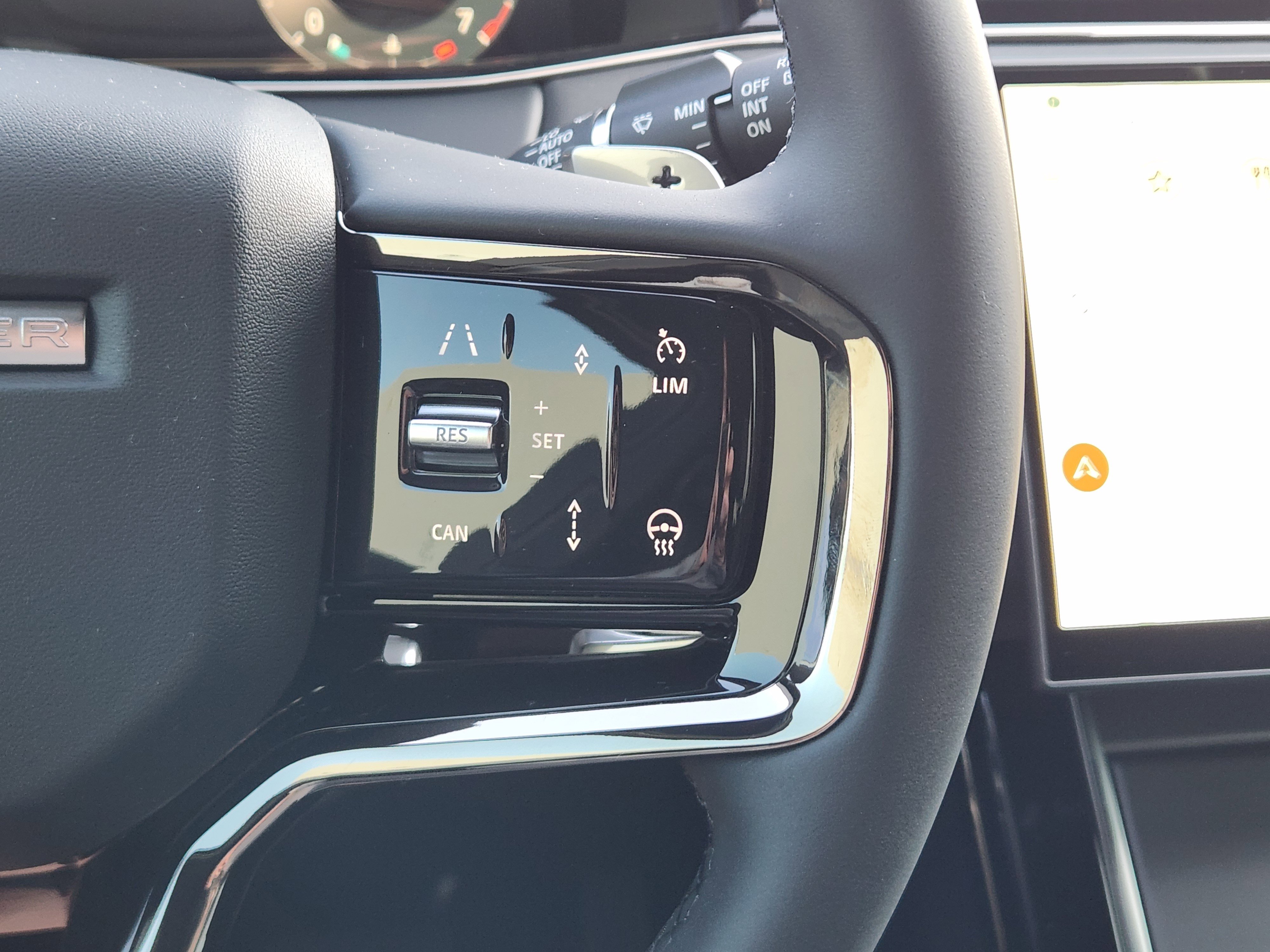 New 2026 Land Rover Range Rover Evoque S image 29
