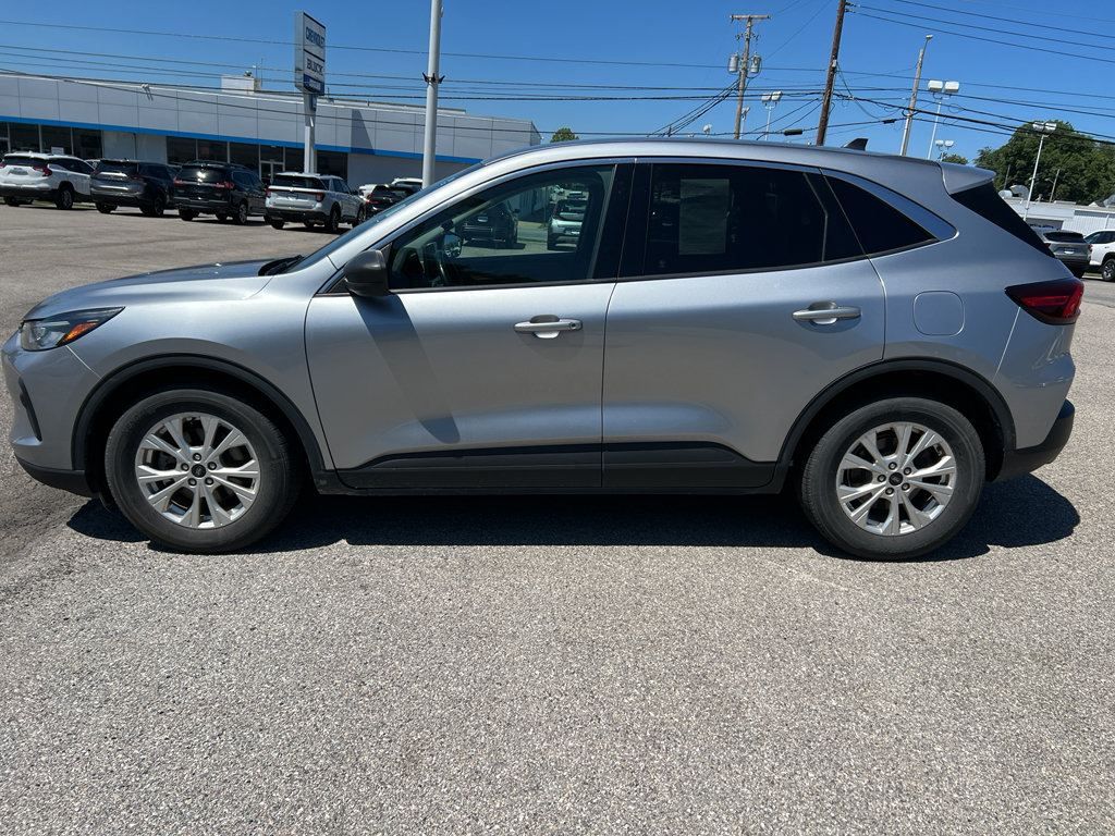 Used 2023 Ford Escape Active w/ Tech Pack #1 FWD image 8