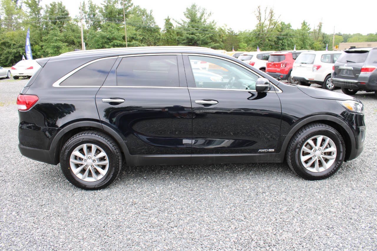 Used 2016 Kia Sorento LX w/ LX Convenience Package AWD/4WD image 6