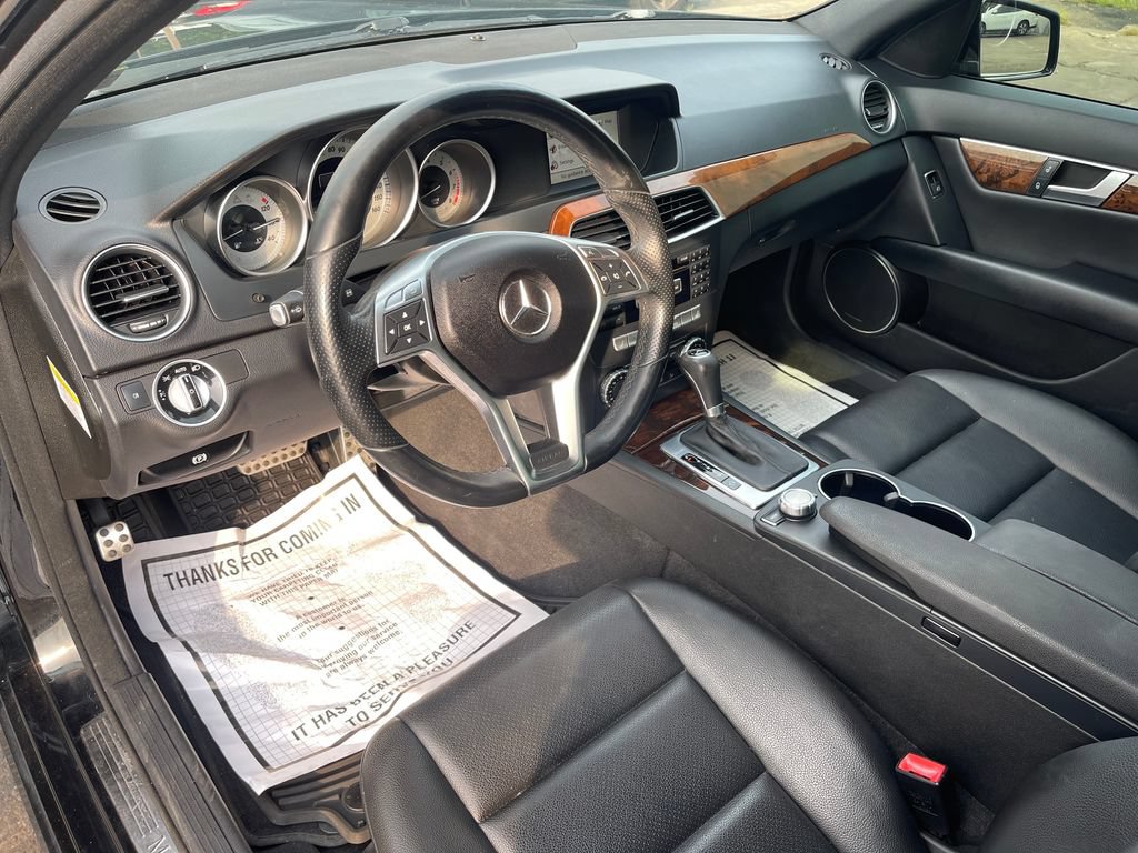 Used 2013 Mercedes-Benz C 300 4MATIC Sedan image 13