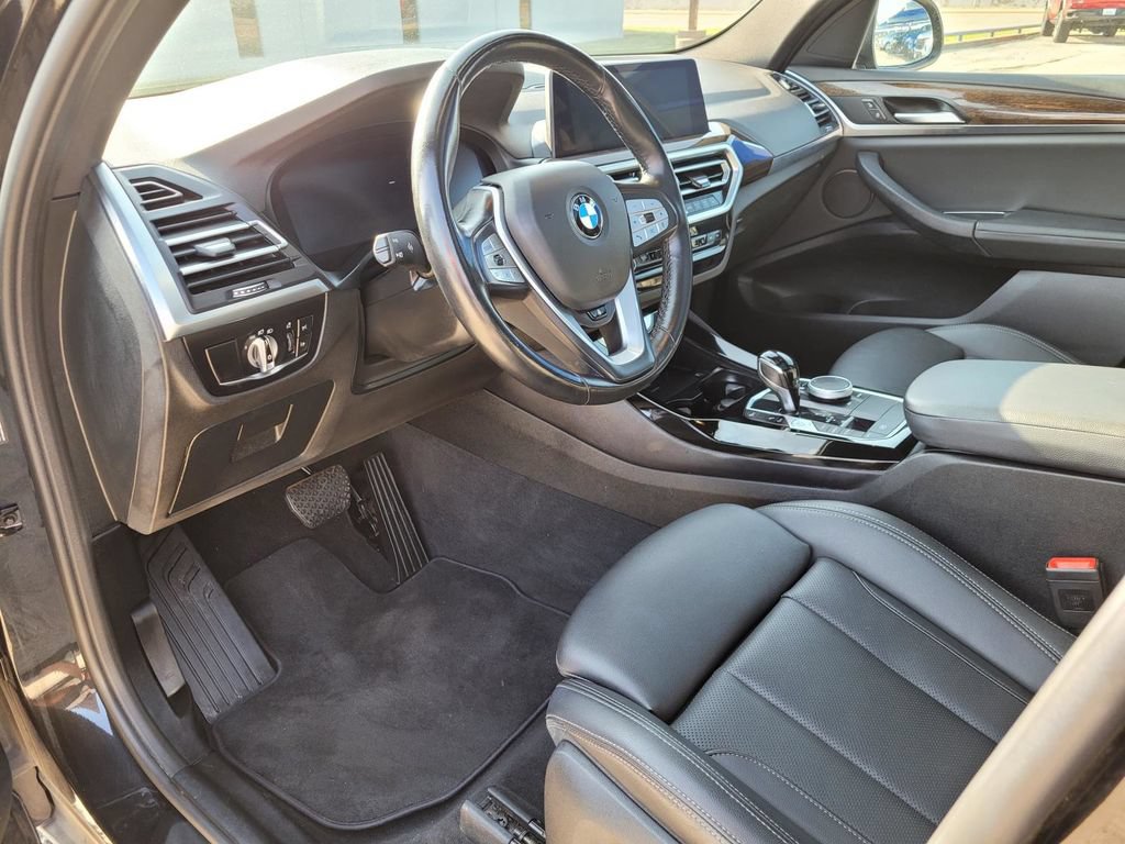 Used 2024 BMW X3 sDrive30i RWD image 2