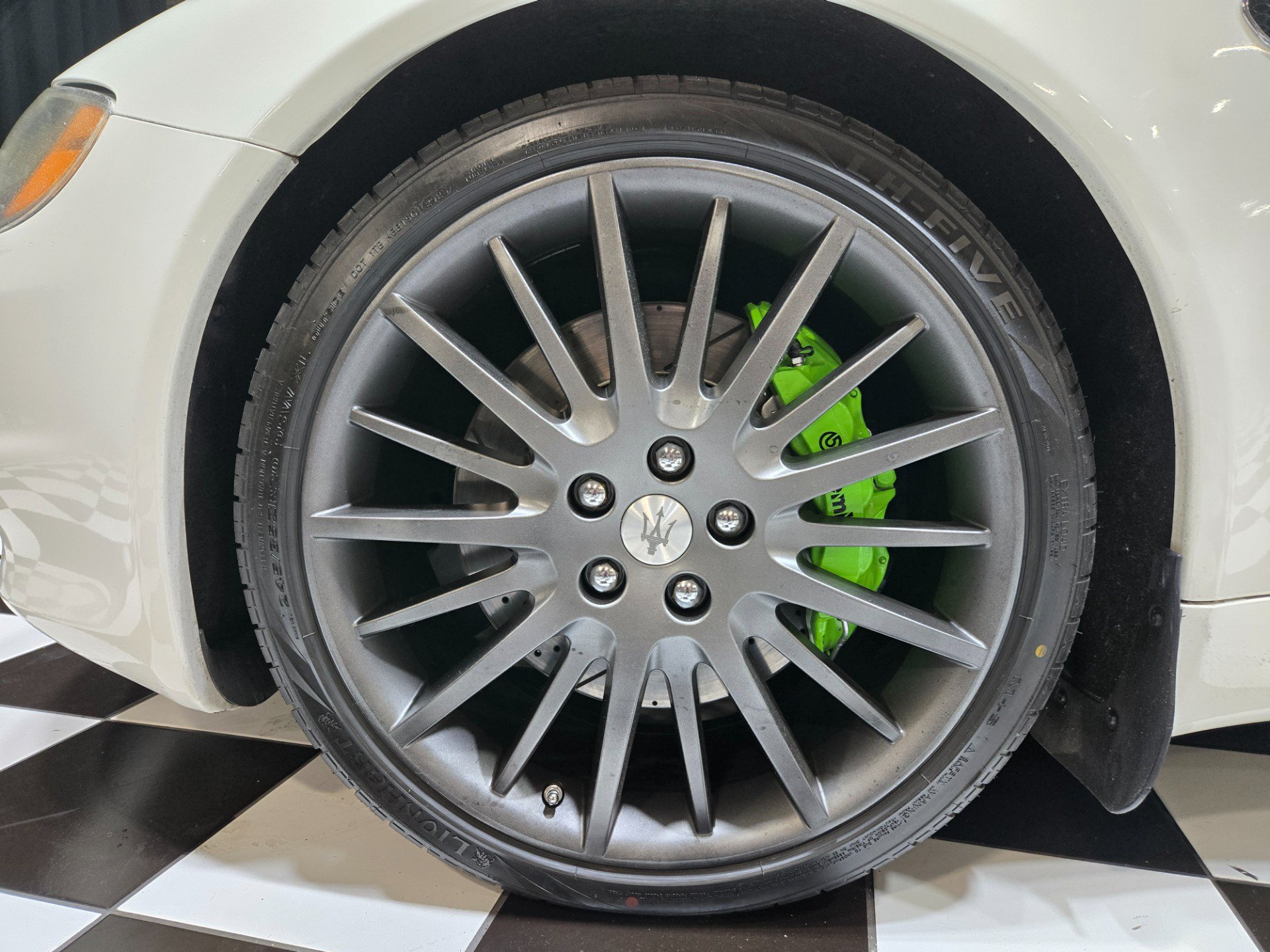 Used 2012 Maserati Quattroporte S RWD image 21