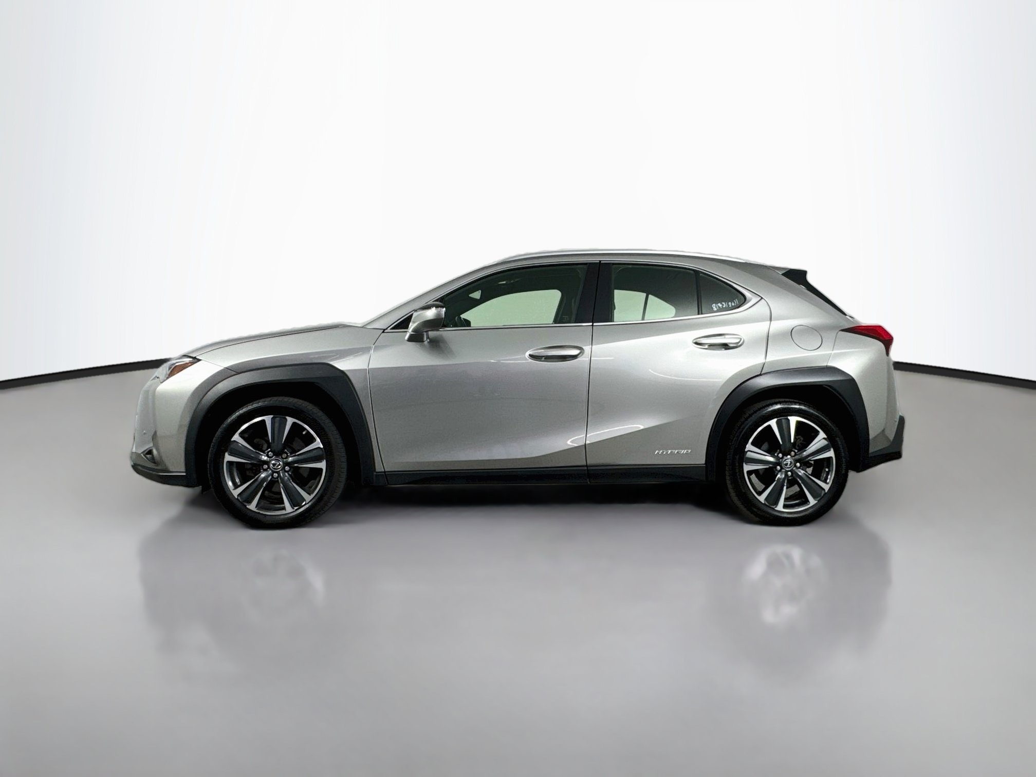Used 2019 Lexus UX 250h w/ Premium Package AWD/4WD image 4