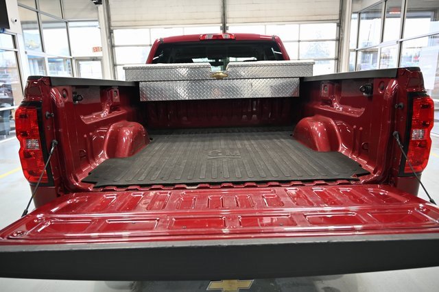 Used 2018 Chevrolet Silverado 1500 LT w/ All Star Edition image 7