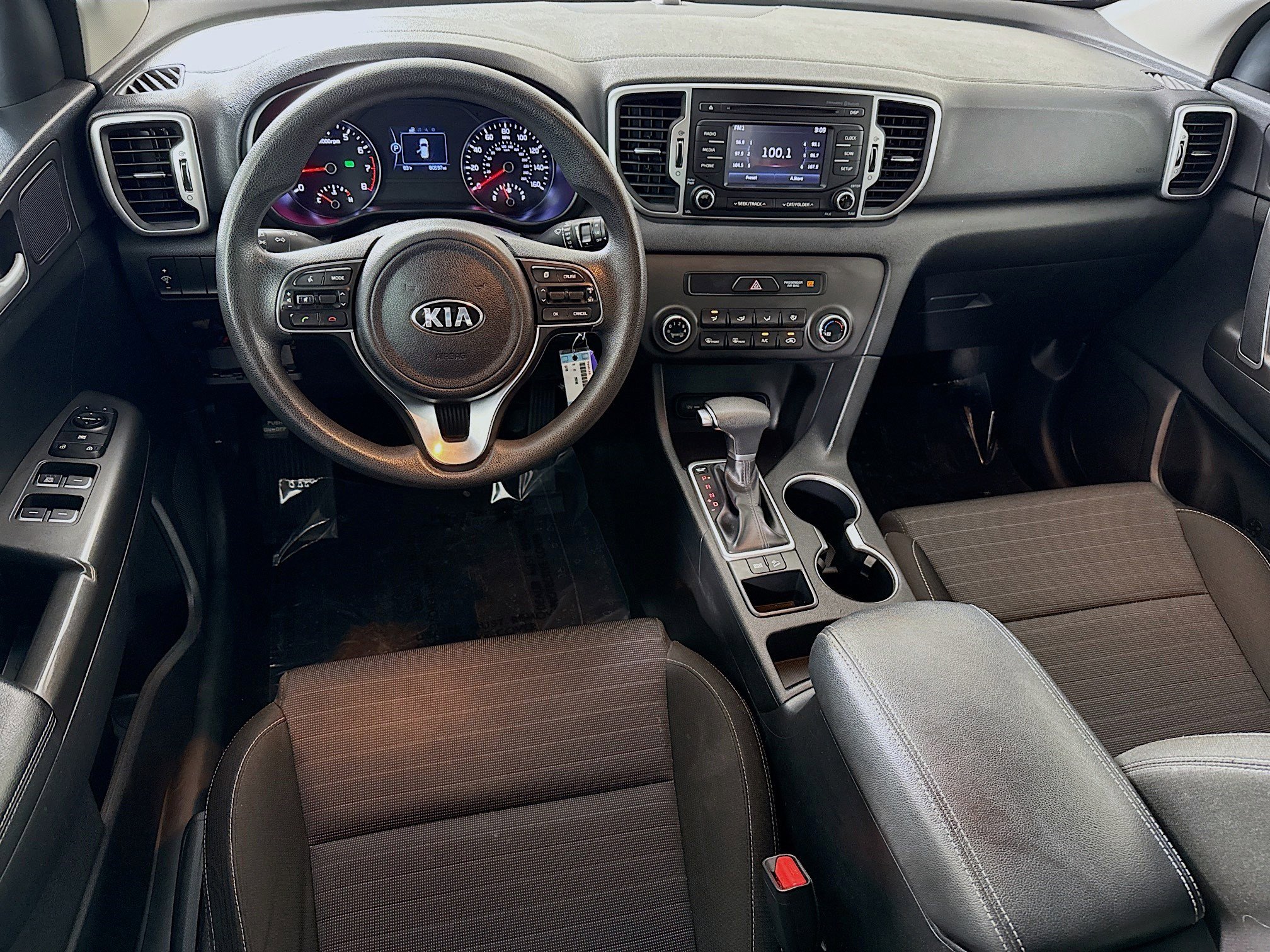 Used 2018 Kia Sportage LX image 17