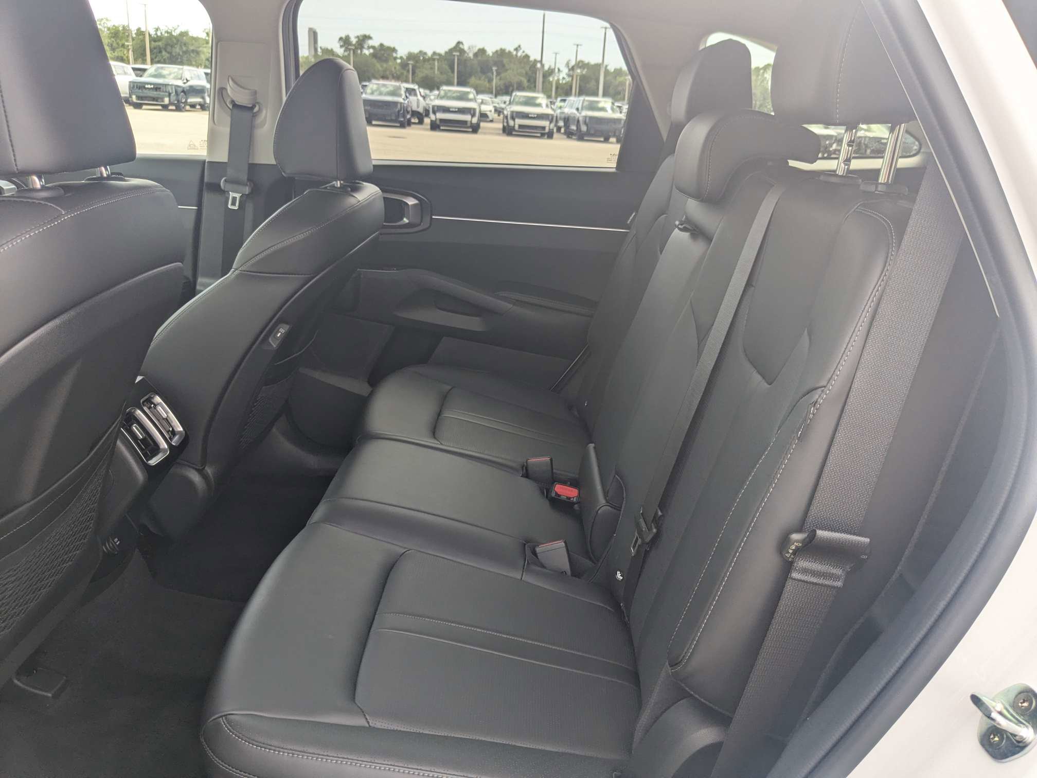 Certified 2026 Kia Sorento S AWD/4WD image 17