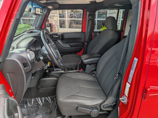 Used 2018 Jeep Wrangler Unlimited Sport S AWD/4WD image 10