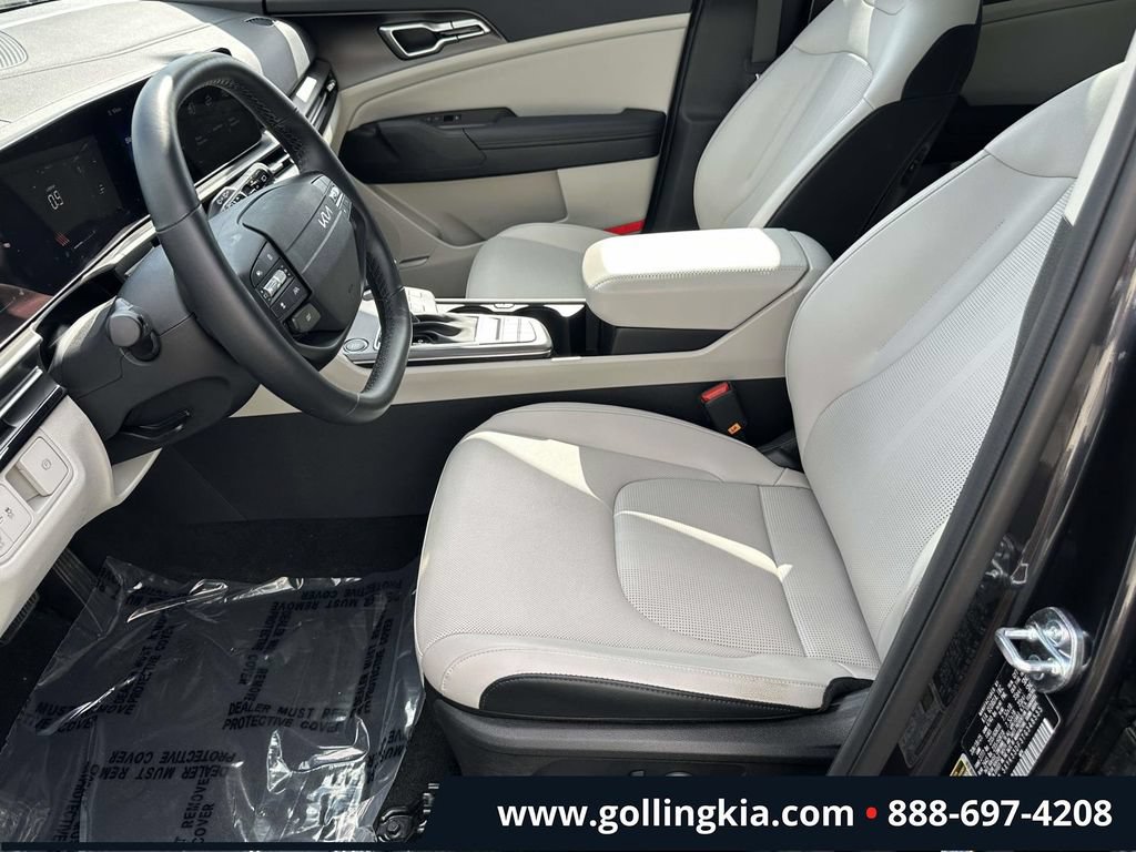 Certified 2026 Kia Sportage EX w/ EX Panorama Roof Package FWD image 16
