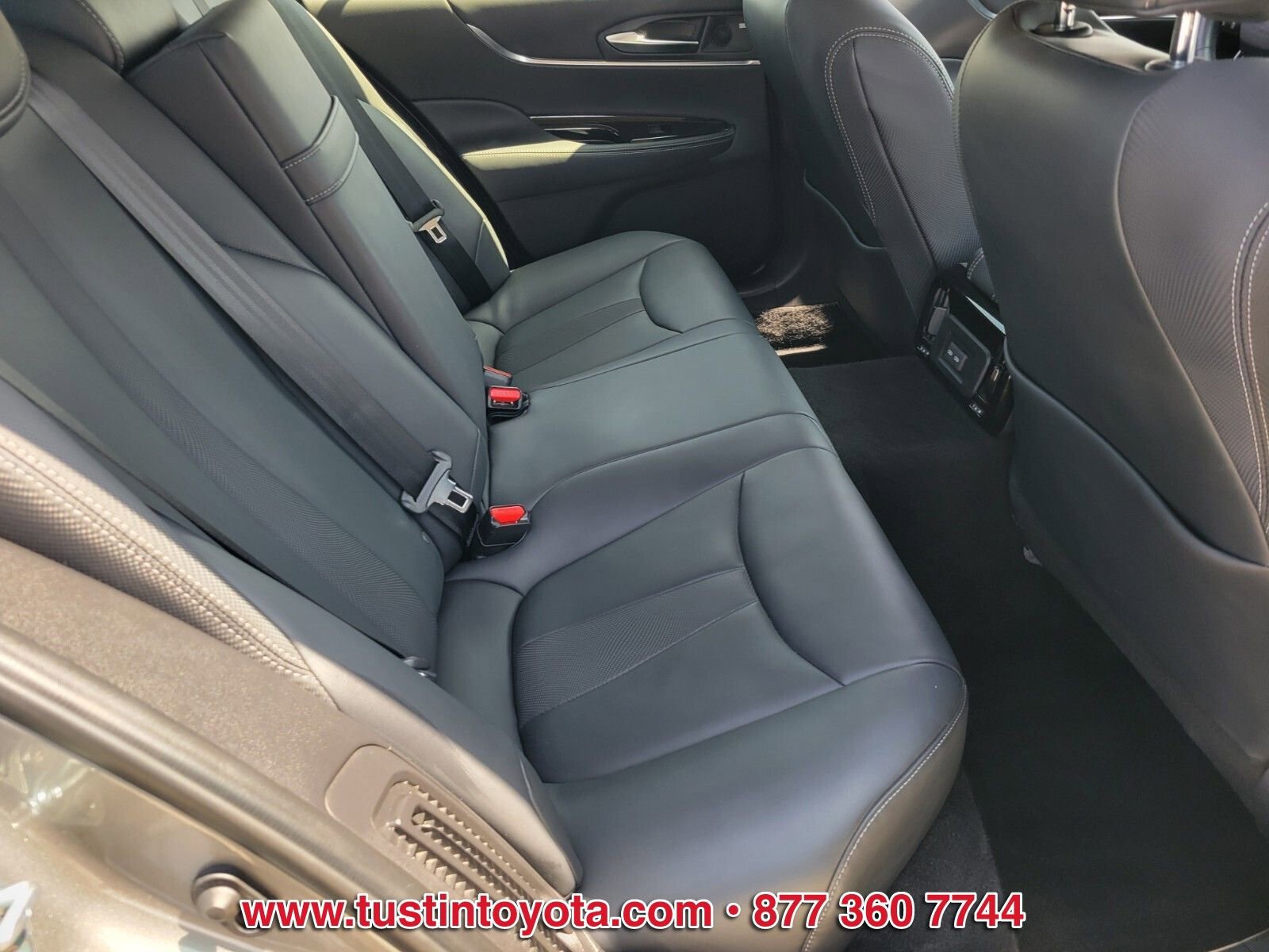 Certified 2025 Toyota Mirai XLE RWD image 14