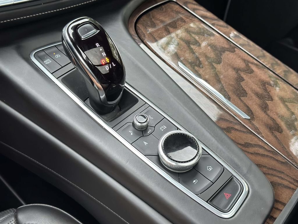 Used 2023 Cadillac Escalade Sport Platinum AWD/4WD image 36