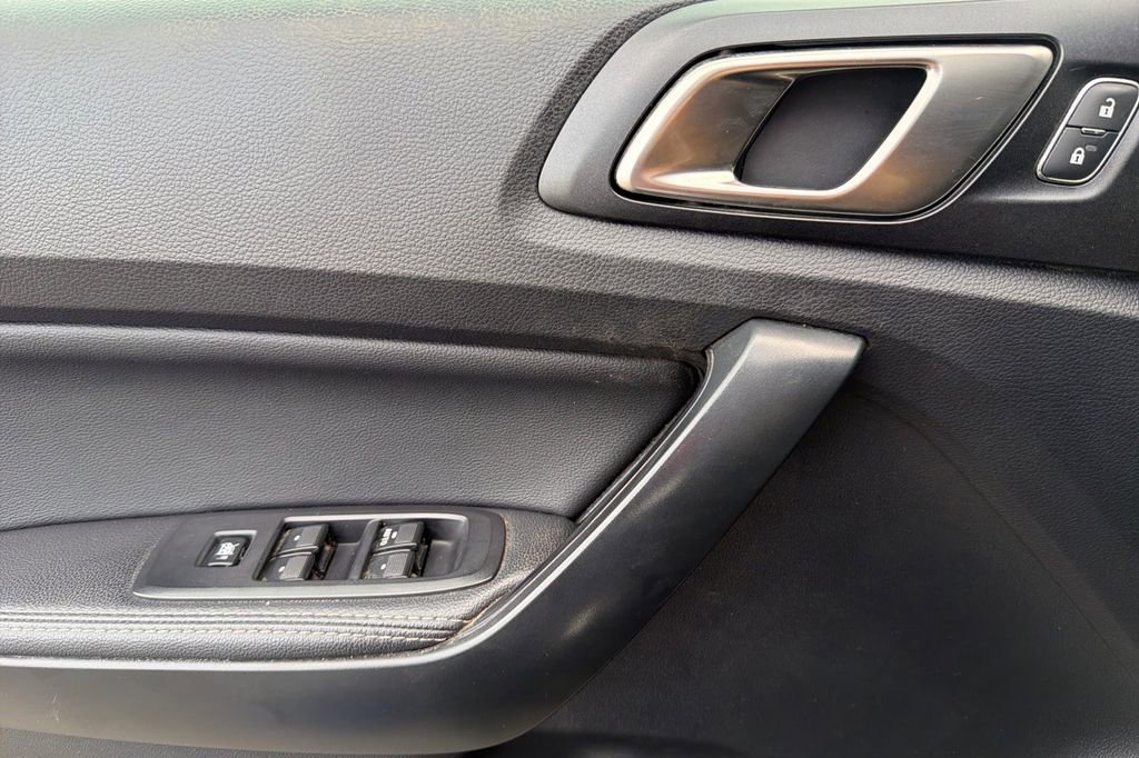 Used 2021 Ford Ranger Lariat w/ Tremor Off-Road Package image 10