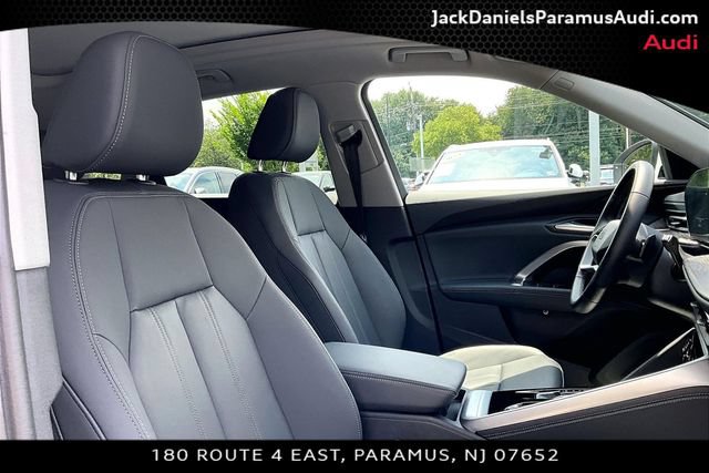 Used 2025 Audi Q5 Premium w/ Convenience Package AWD/4WD image 7
