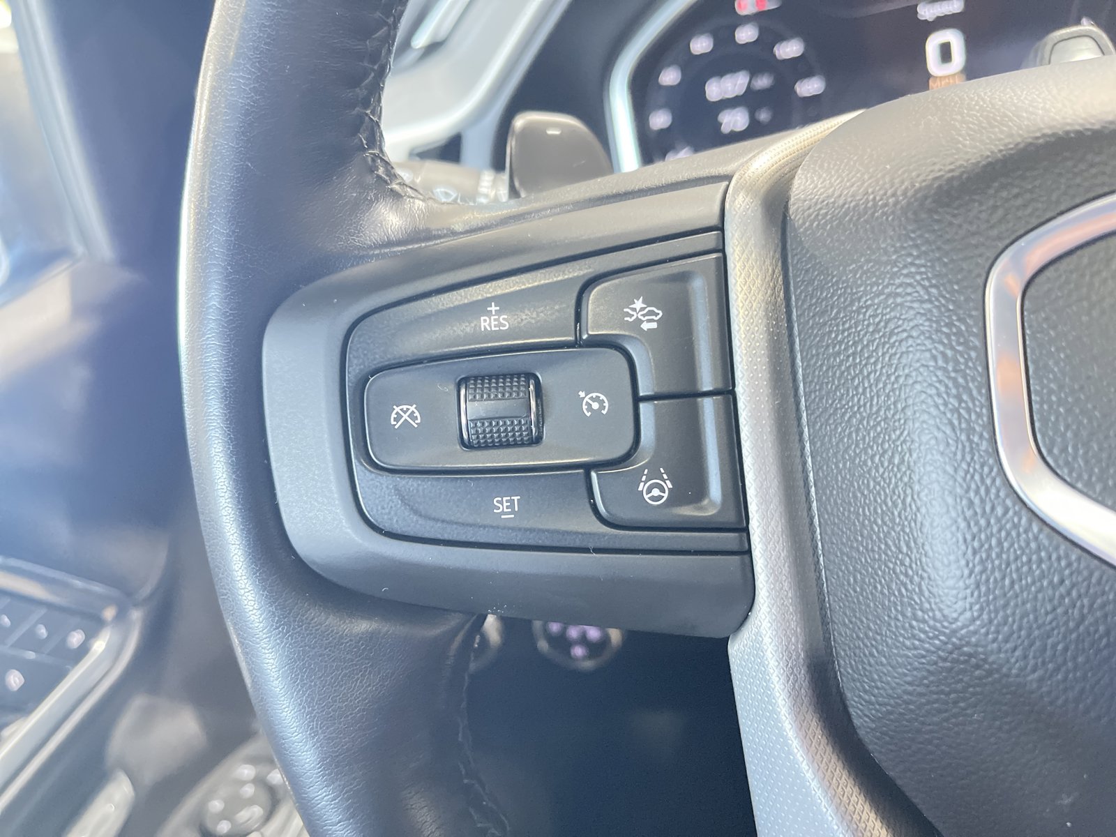 Used 2024 GMC Sierra 1500 Denali w/ Technology Package AWD/4WD image 33