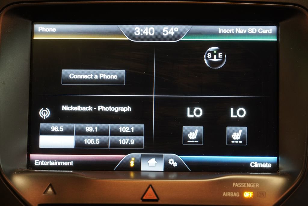 Used 2015 Ford Explorer XLT w/ Equipment Group 202A FWD image 19