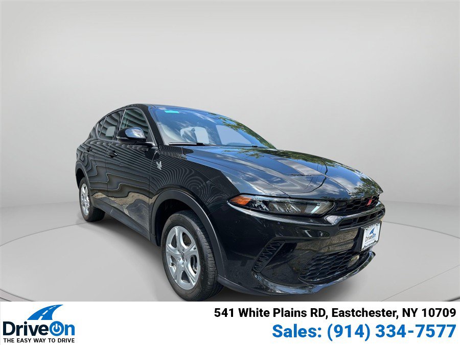 Used 2023 Dodge Hornet GT w/ Cold Weather Group AWD/4WD image 6