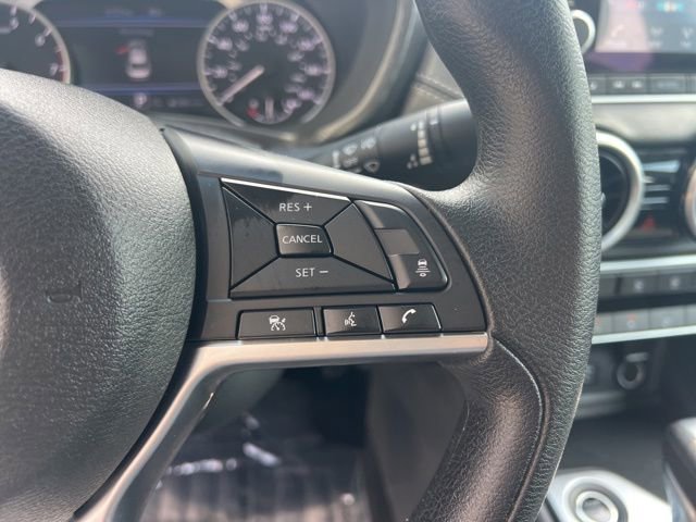 Used 2024 Nissan Sentra SV FWD image 12