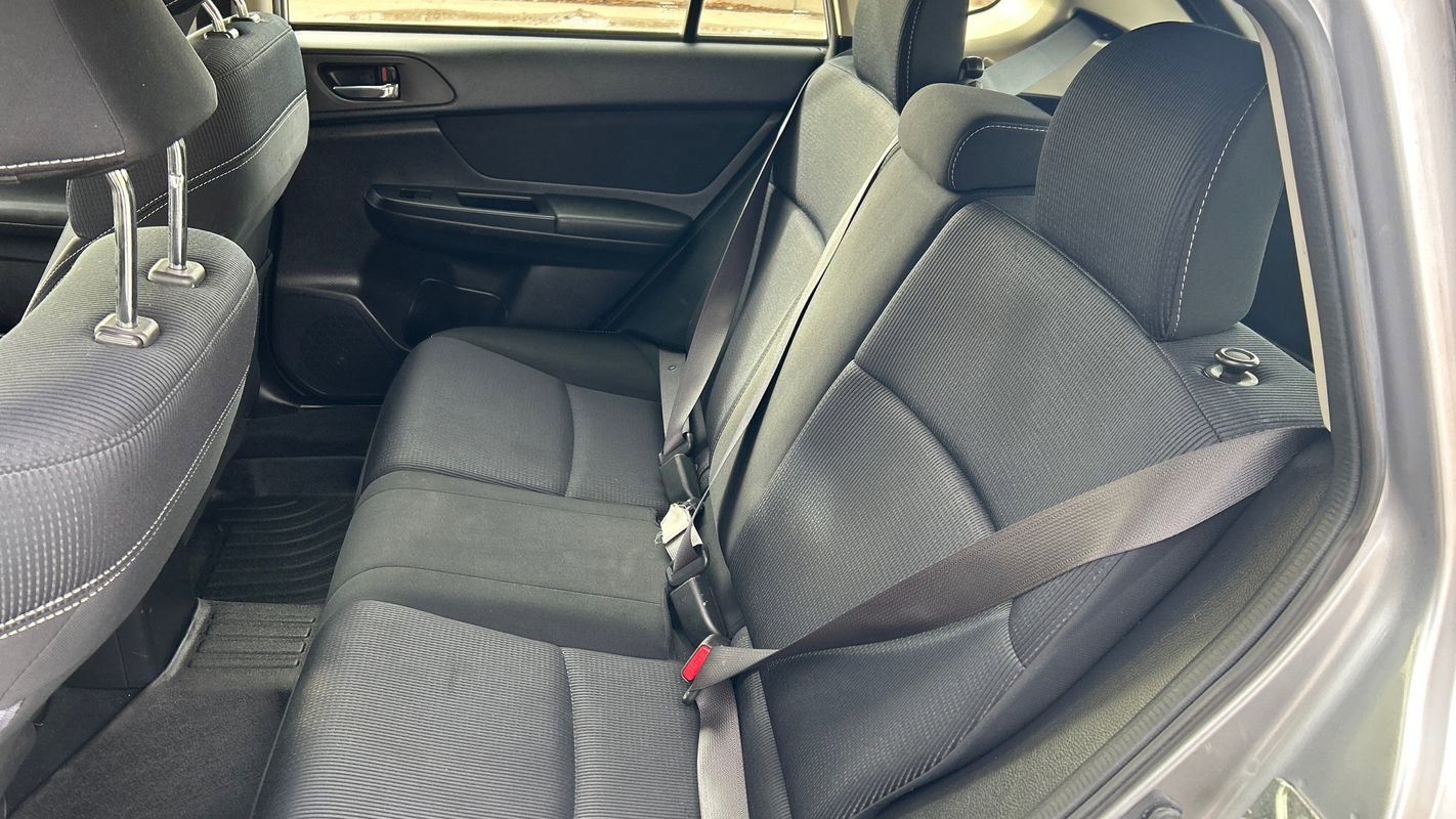 Used 2013 Subaru Impreza 2.0i Sport Premium image 10