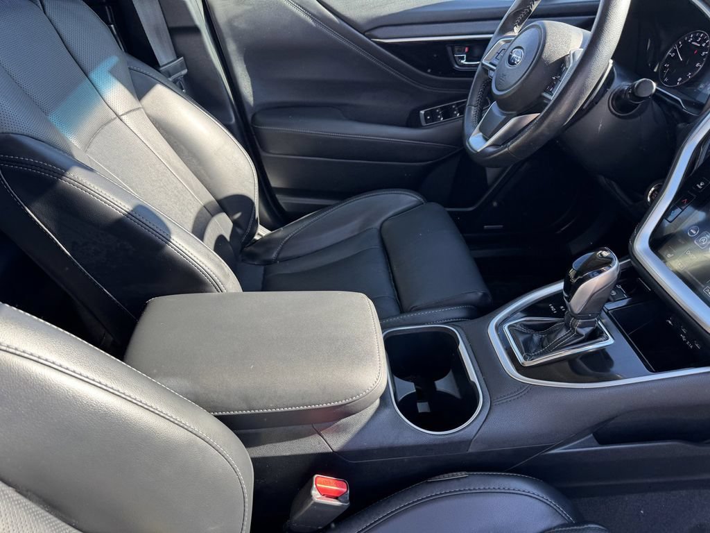 Used 2021 Subaru Outback Limited w/ Popular Package #2 AWD/4WD image 6