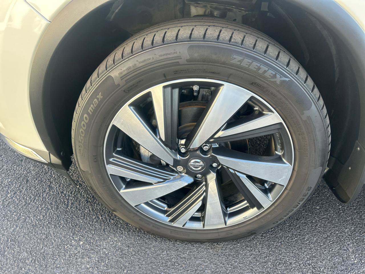 Used 2018 Nissan Murano Platinum w/ Cargo Package image 9