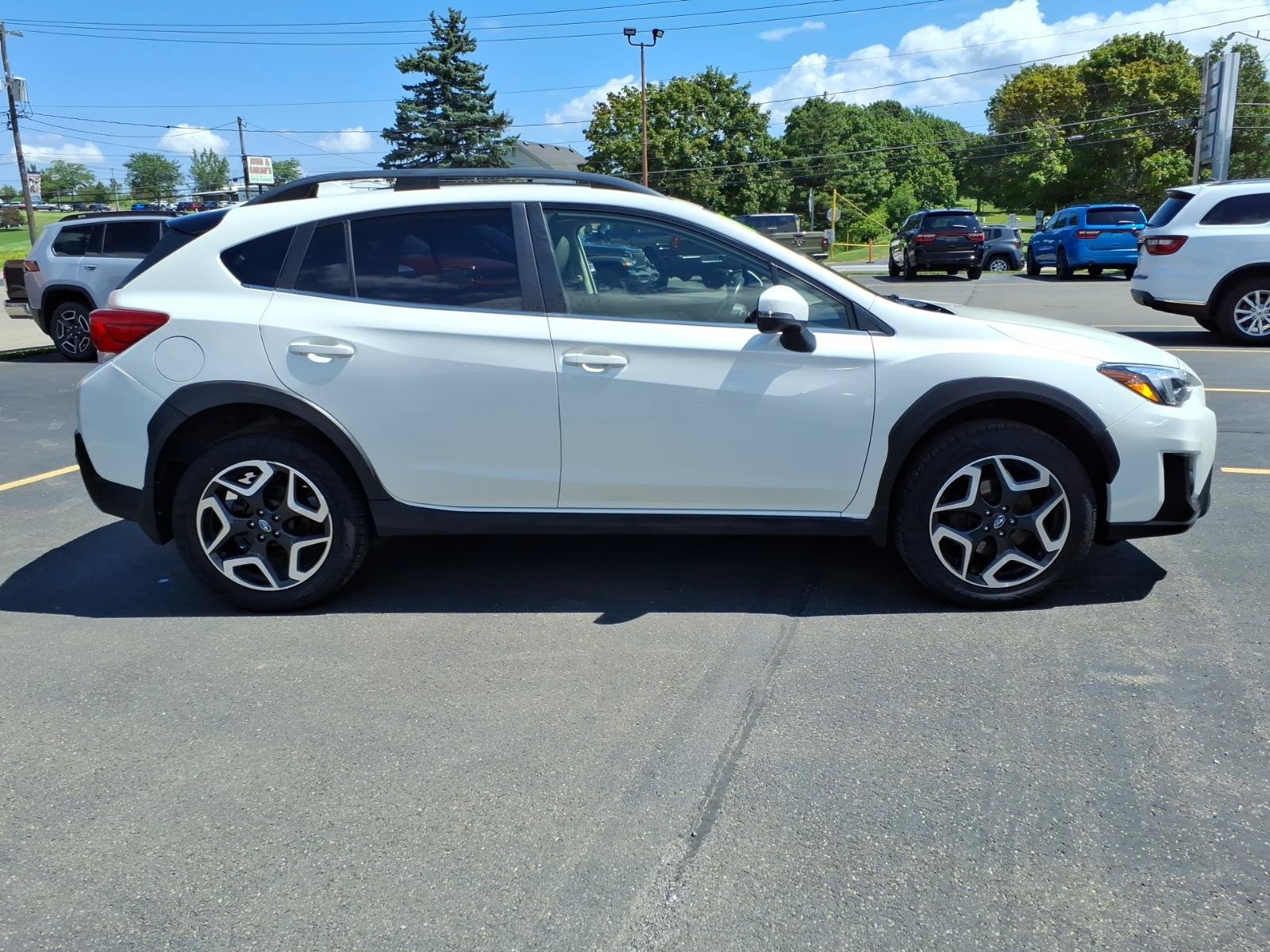 Used 2019 Subaru Crosstrek 2.0i Limited w/ Moonroof Package w/Navigation AWD/4WD image 4