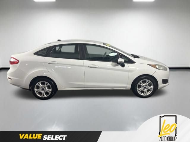 Used 2015 Ford Fiesta SE FWD image 7