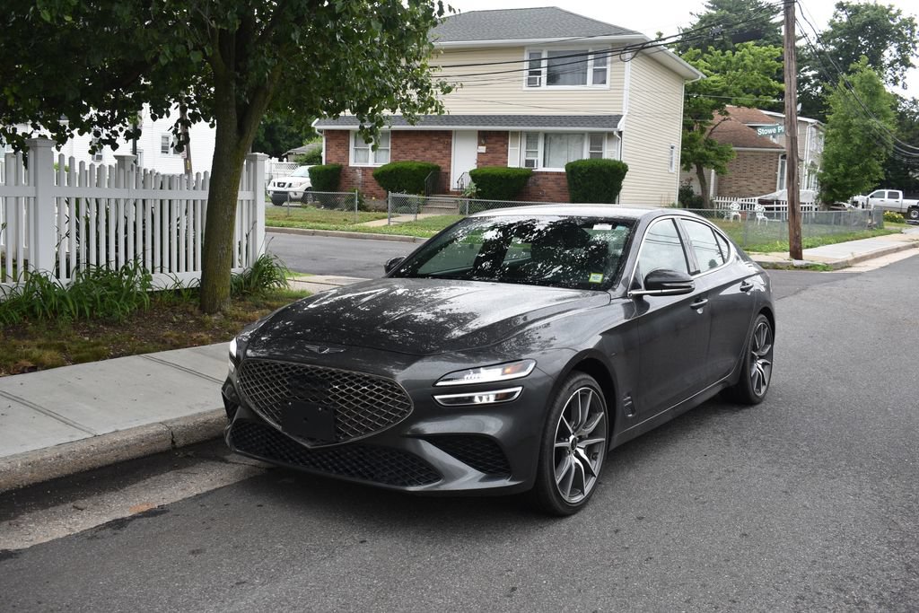 Used 2025 Genesis G70 2.5T AWD/4WD image 2