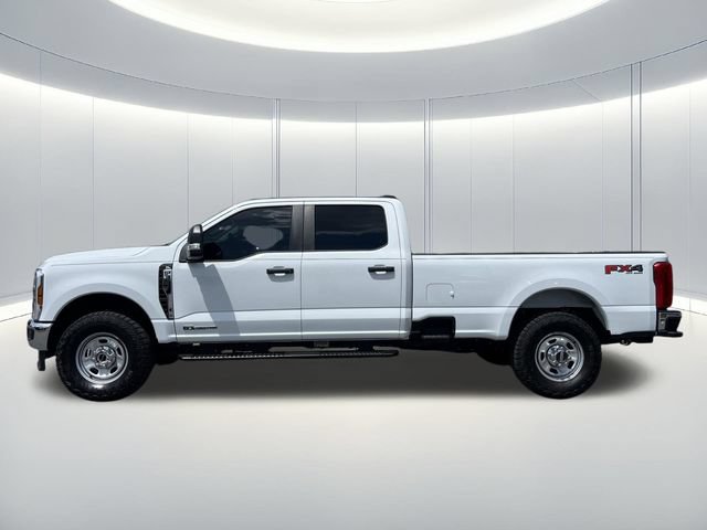 Used 2024 Ford F350 XL AWD/4WD image 2