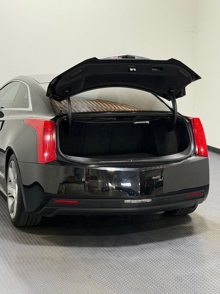 Used 2014 Cadillac ELR w/ Luxury Package image 9