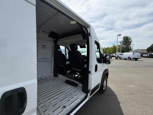 Used 2025 RAM ProMaster 2500 w/ Convenience Group FWD image 33