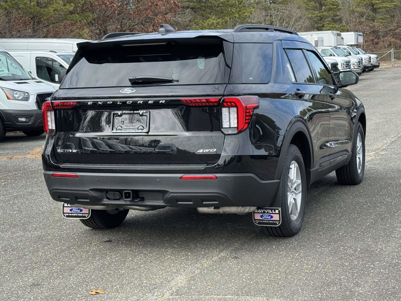 New 2026 Ford Explorer Active image 4