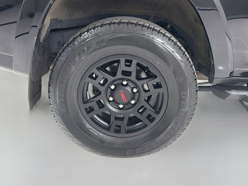 Used 2024 Toyota 4Runner TRD Off-Road Premium w/ Off Road Premium Plus Package AWD/4WD image 33