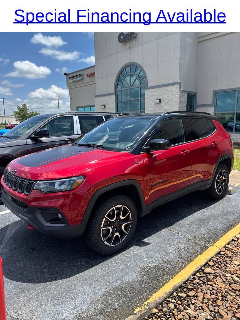 Used 2025 Jeep Compass Trailhawk AWD/4WD video 1
