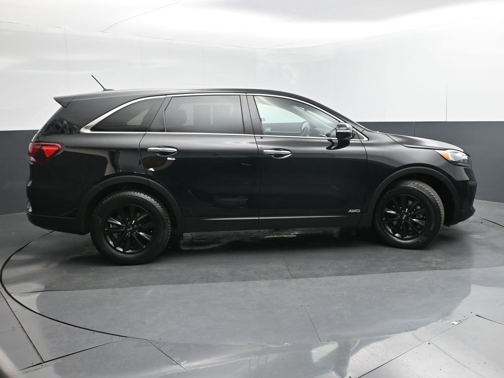 Used 2020 Kia Sorento AWD V6 image 6