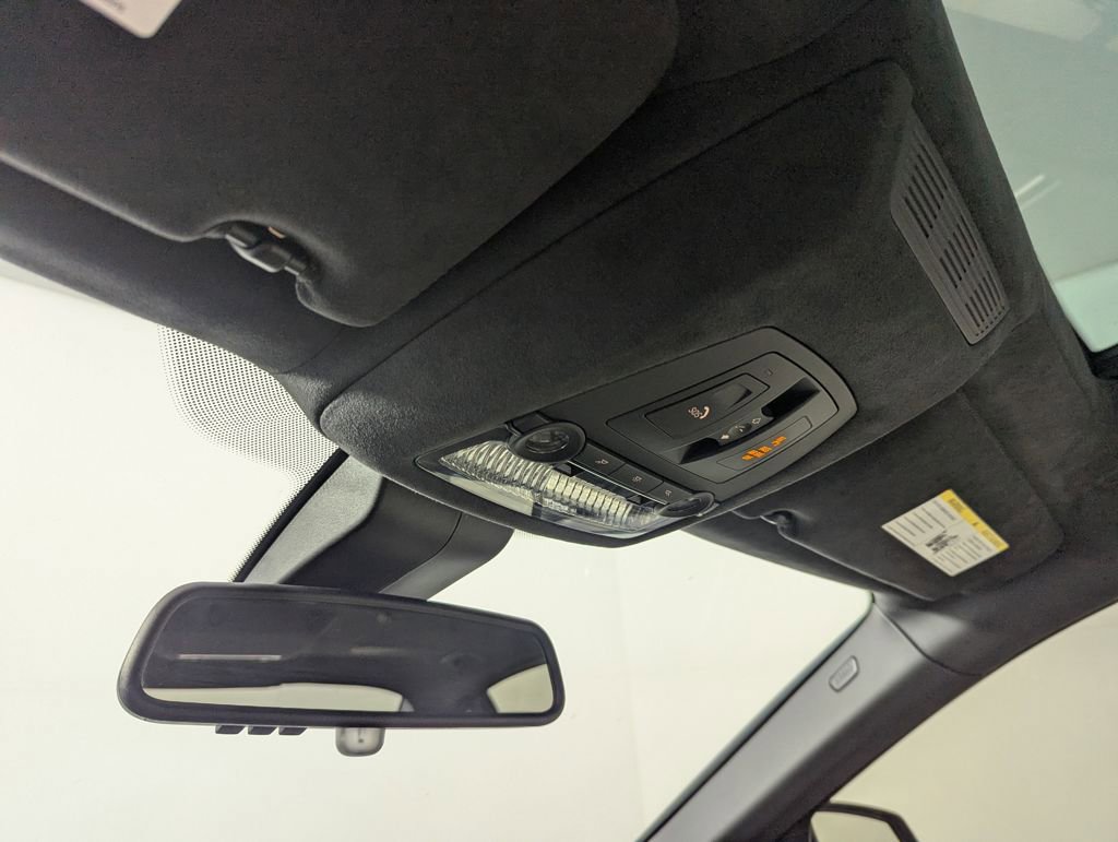 Used 2015 BMW 750Li image 19