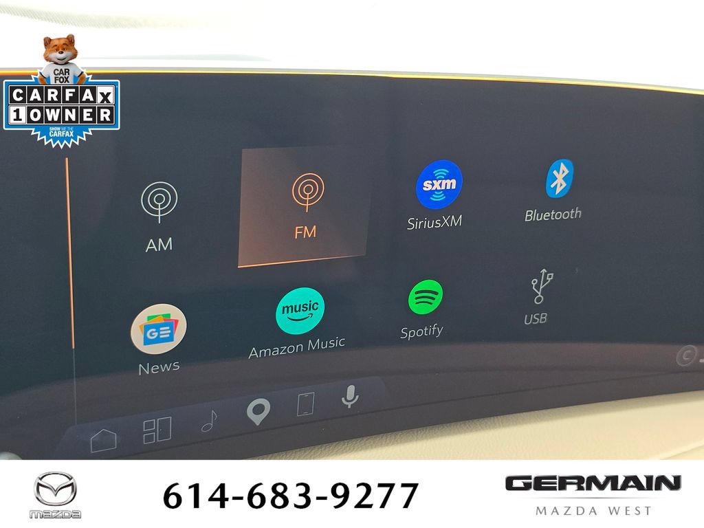 Used 2025 Cadillac XT4 Premium Luxury w/ Cold Weather Package AWD/4WD image 31