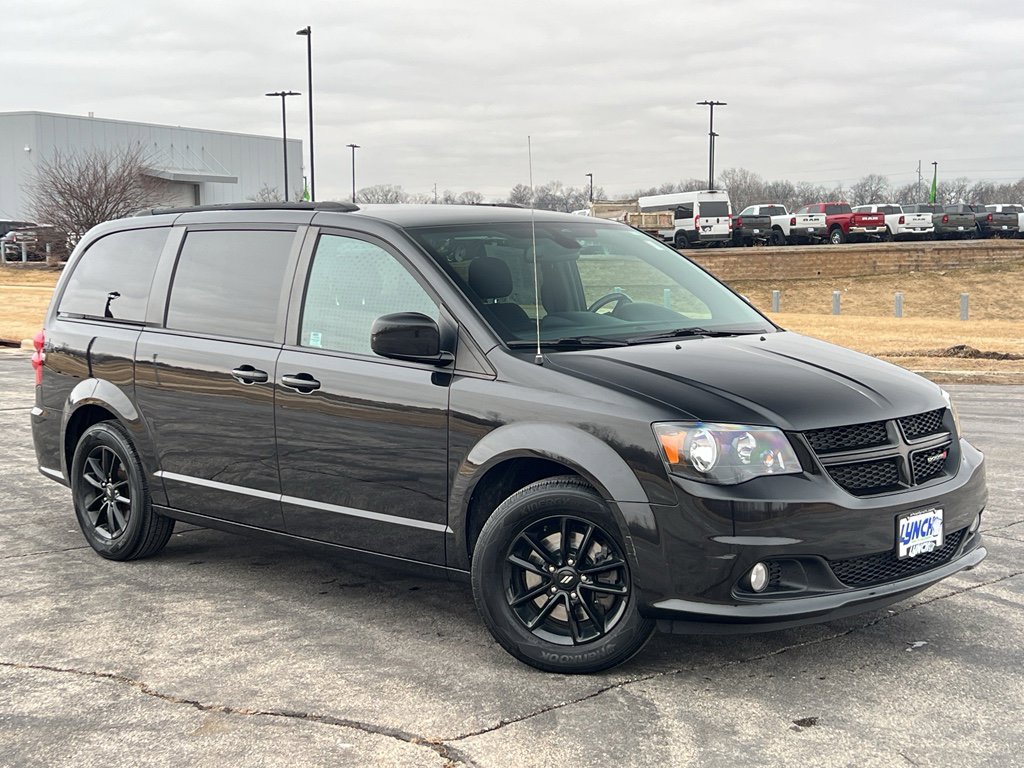 Used 2020 Dodge Grand Caravan SE image 5