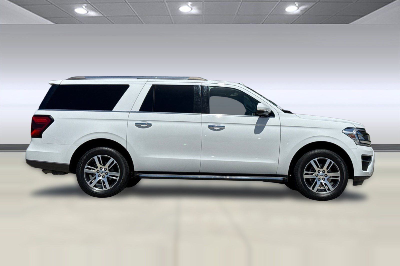 Used 2022 Ford Expedition Max Limited RWD image 7