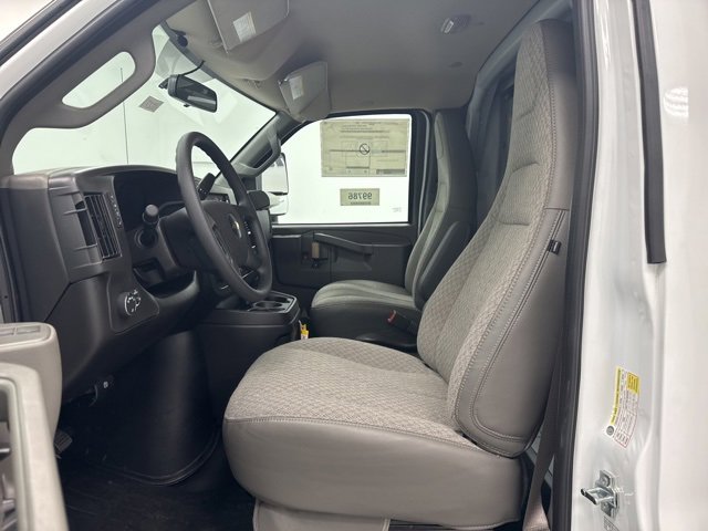 New 2026 Chevrolet Express 3500 w/ Power Convenience Package image 21