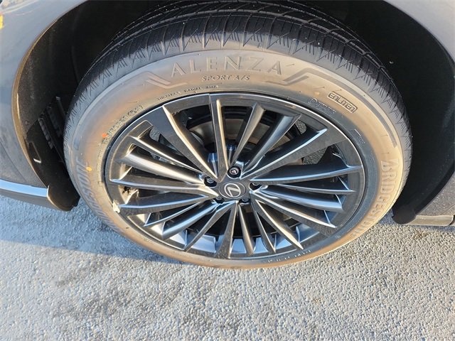 New 2026 Lexus RX 450h AWD image 10