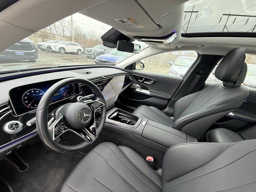Used 2025 Mercedes-Benz E 450 4MATIC Sedan image 34